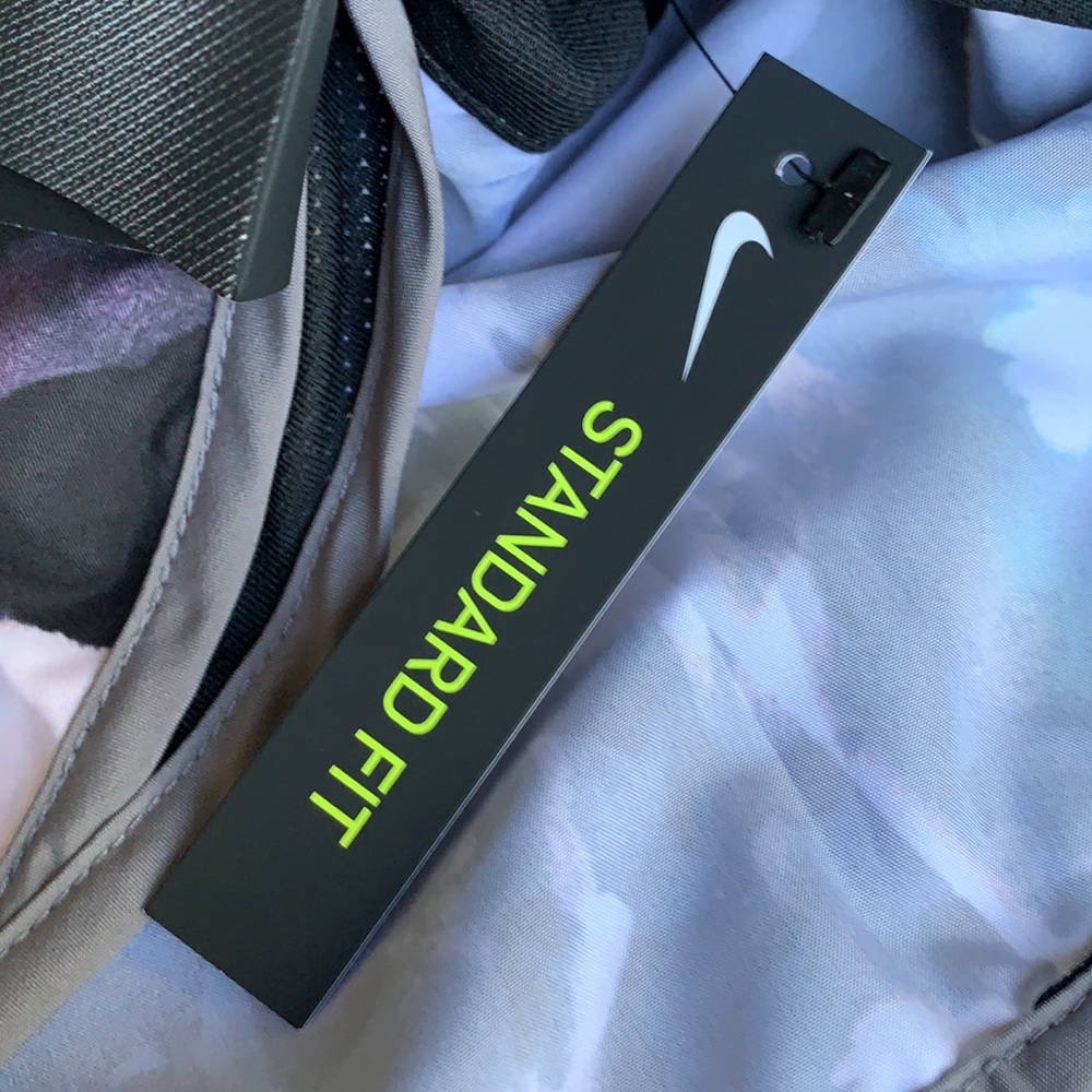 NIKE WOMENS RUNNING SHORTS - Picture 7 of 15